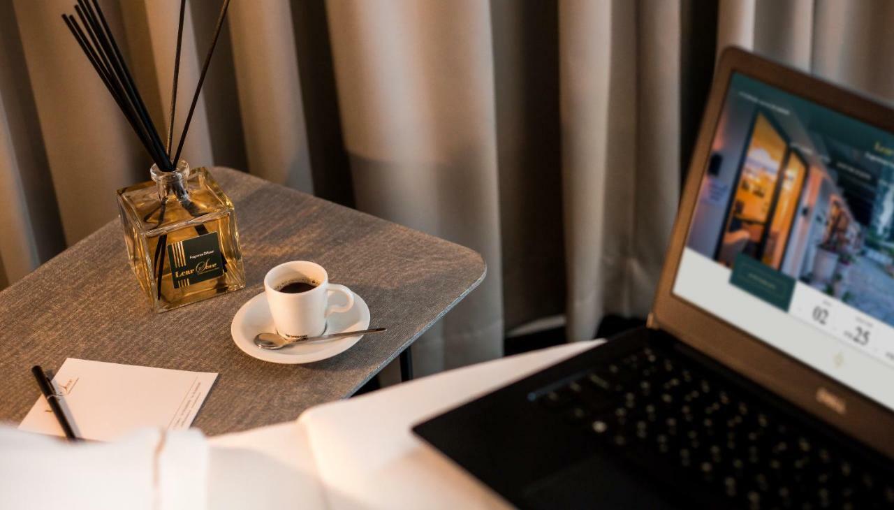 Lear Sense Hotel Gedera Eksteriør billede