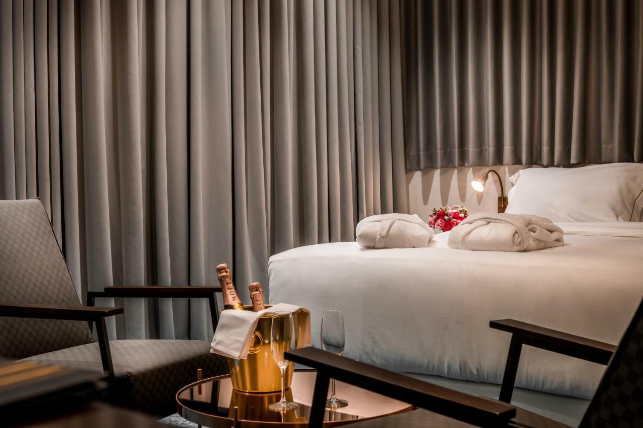 Lear Sense Hotel Gedera Eksteriør billede
